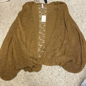 Sweater/kimono/cardigan